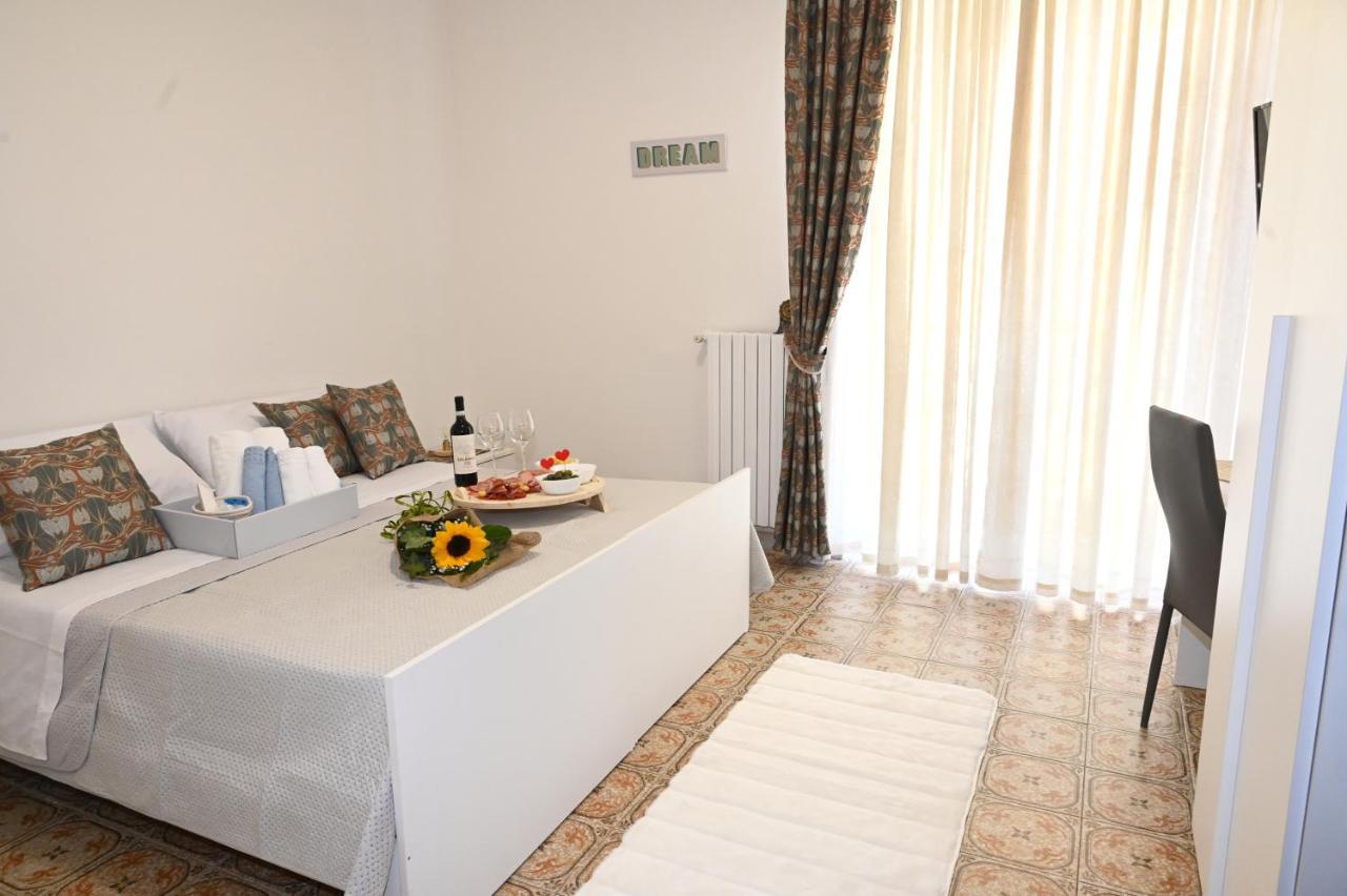 B&B Le Corti Касерта Екстериор снимка